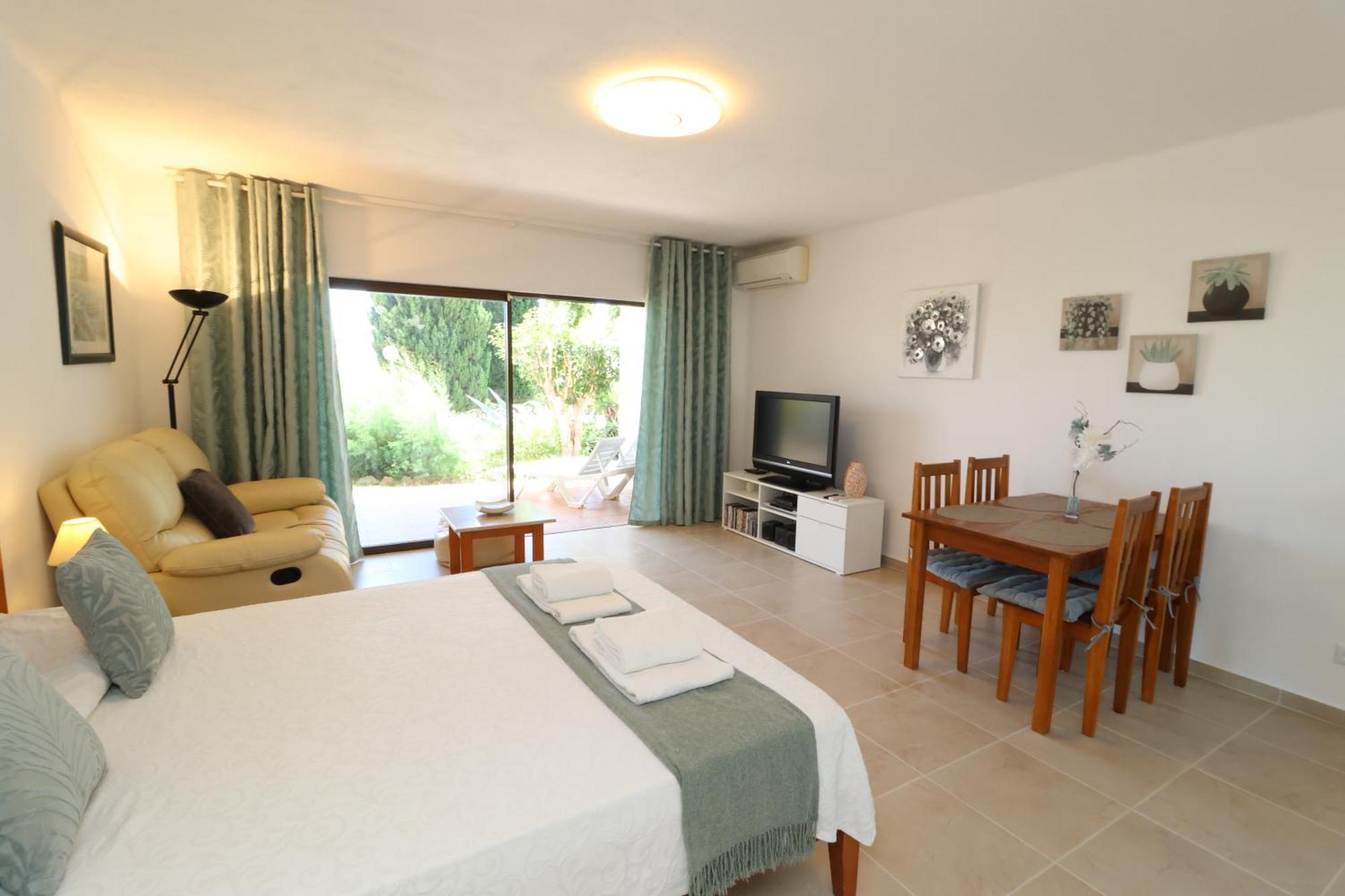 Camelia 52 Beach Studio Apartment - Sao Rafael, Albufeira Kültér fotó